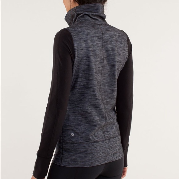 Lululemon Daily Yoga Jacket Reversible Slub Denim Purple Haze - Picture 3 of 7